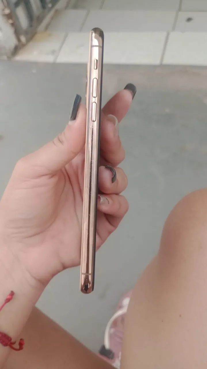 iPhone 11 Pro Max - Super Conservado e Funcionando Perfeitamente. - Foto 2