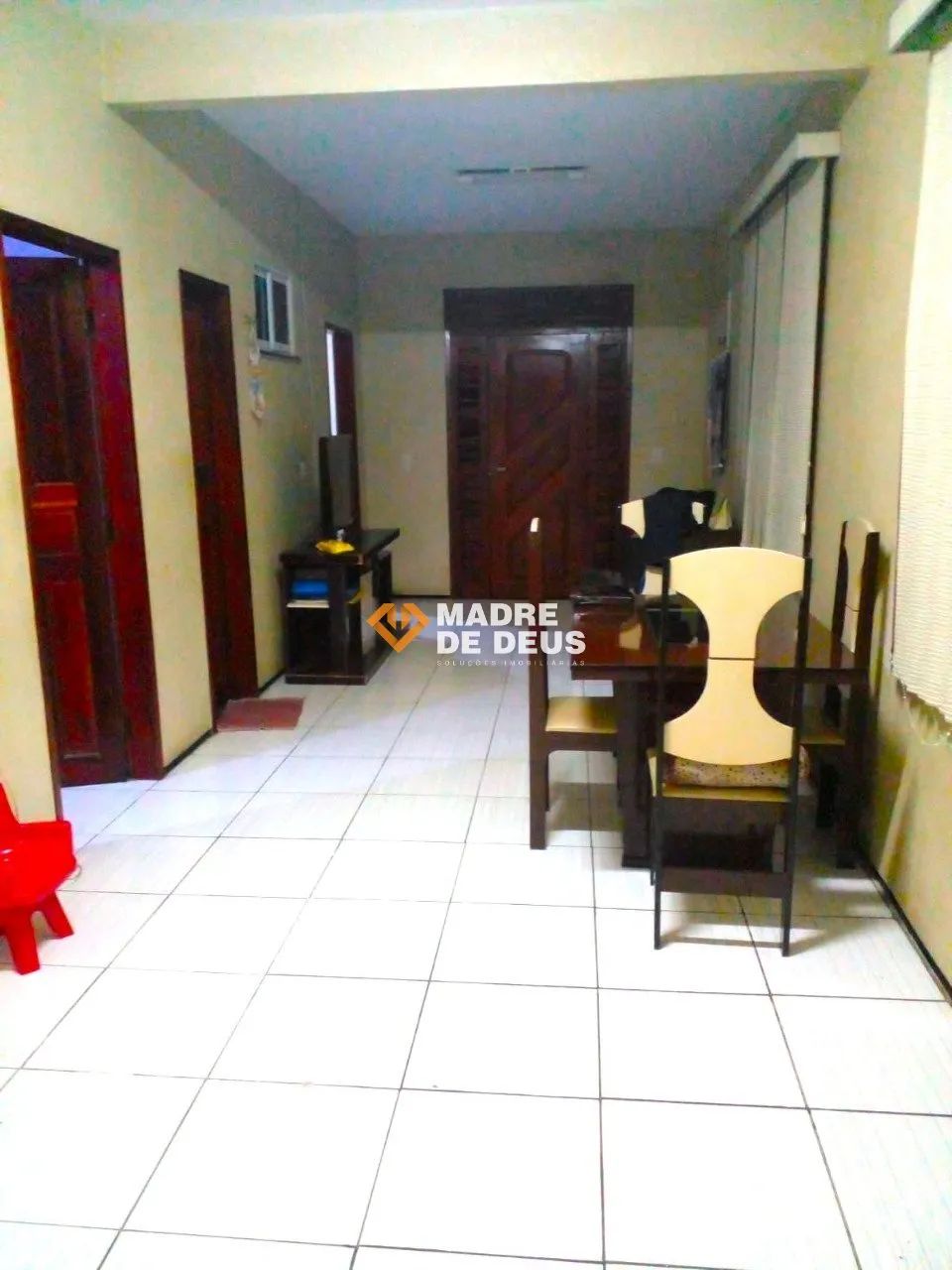 Excelente Casa Duplex Comercial no Bairro Henrique Jorge - Foto 2