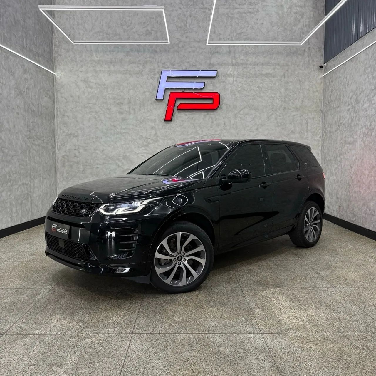 Land Rover Discovery SP. SE DYN 2.0 TB Die.(híb.) 2025