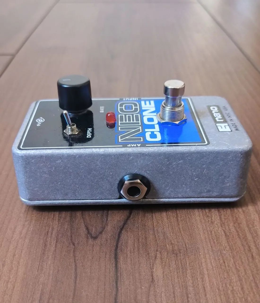 Pedal Electro Harmonix Neo Clone (Chorus) - Instrumentos musicais