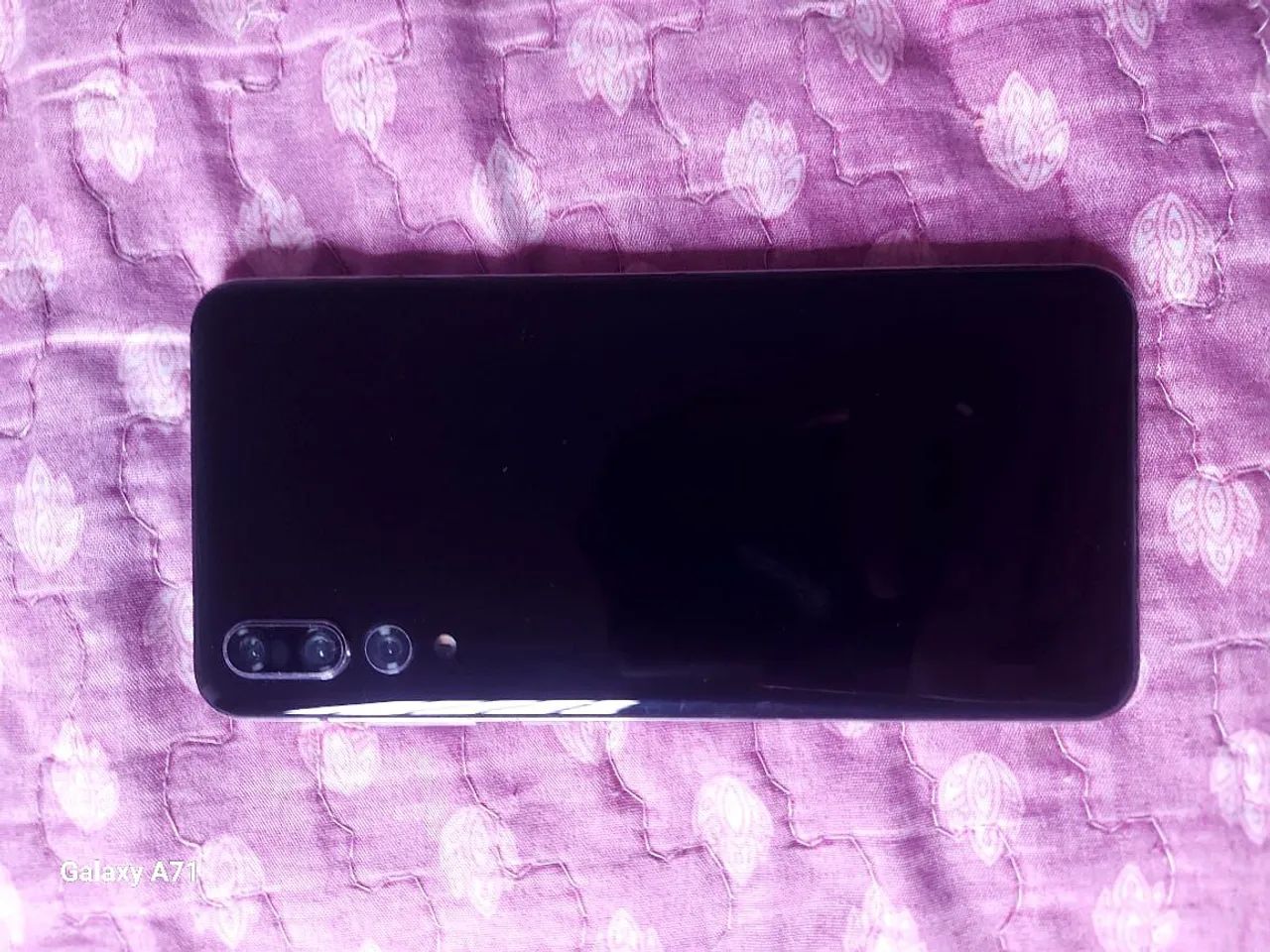 Celular Huawei p20 pro - Foto 3