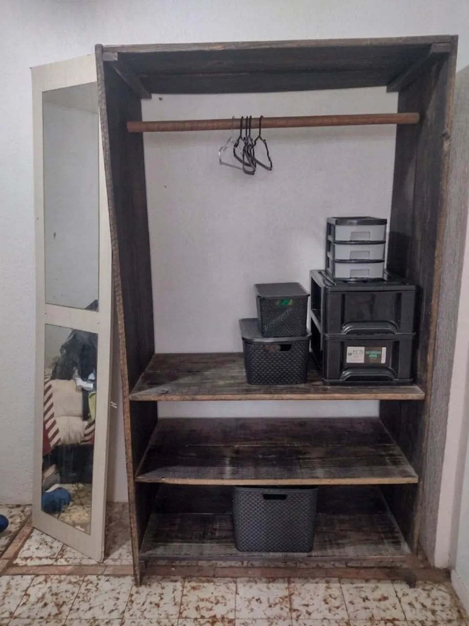 GUARDA ROUPA E ORGANIZADORES