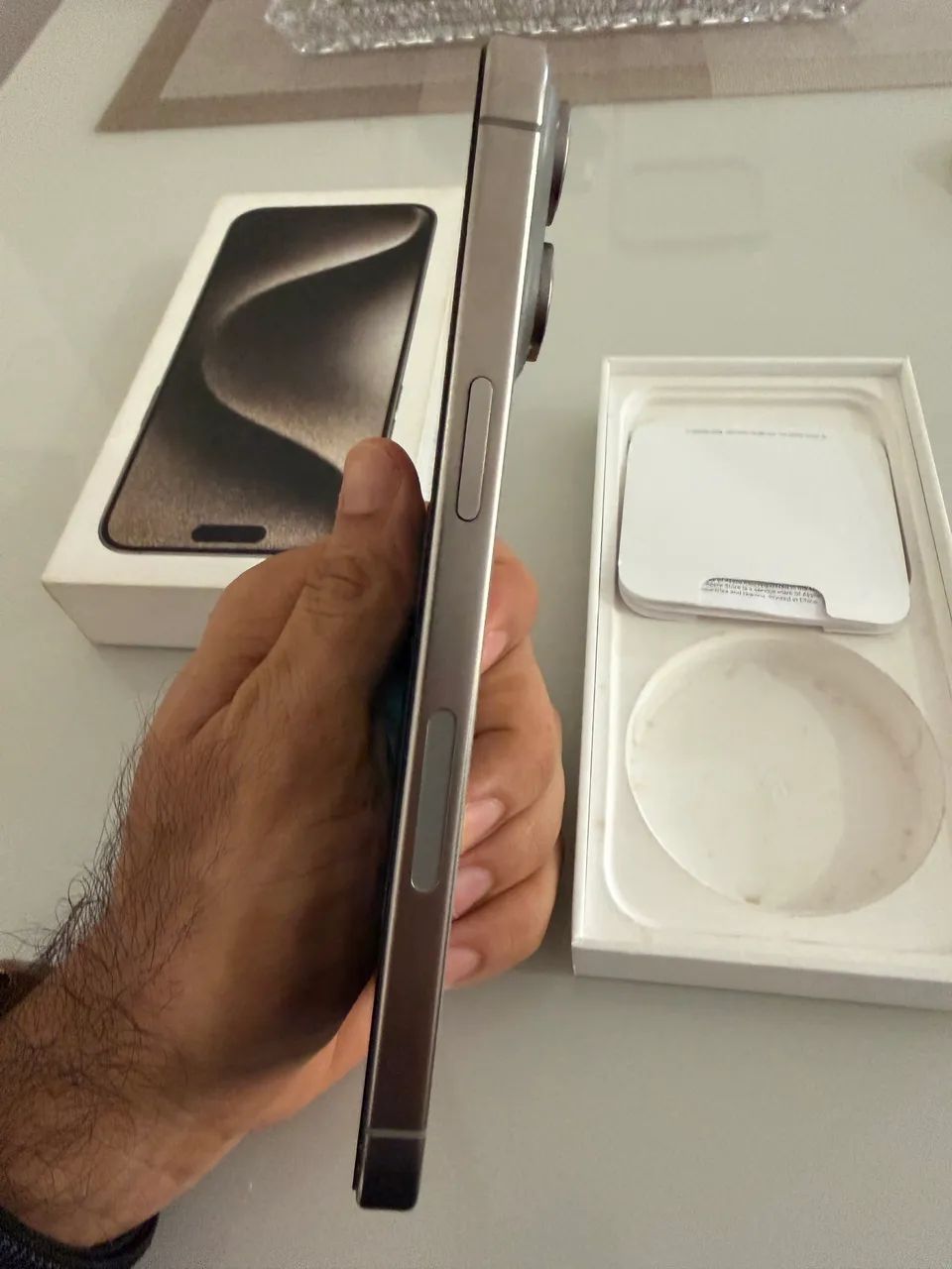 iPhone 15 pro Max 256GB, titânio natural  - Foto 3