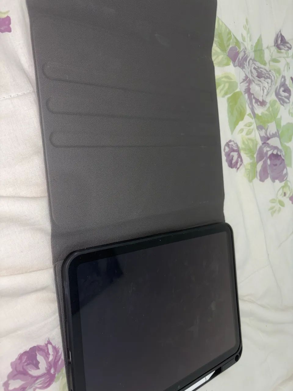 Capa victory Ipad 11 preta seminova 