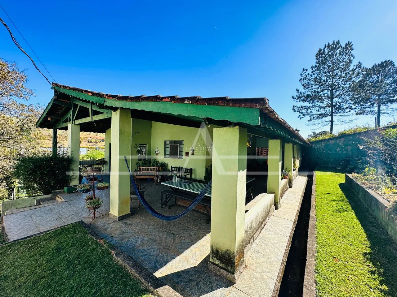 Chácara no Agudo com 9.000m², lago, piscina e 3 casas - Foto 2