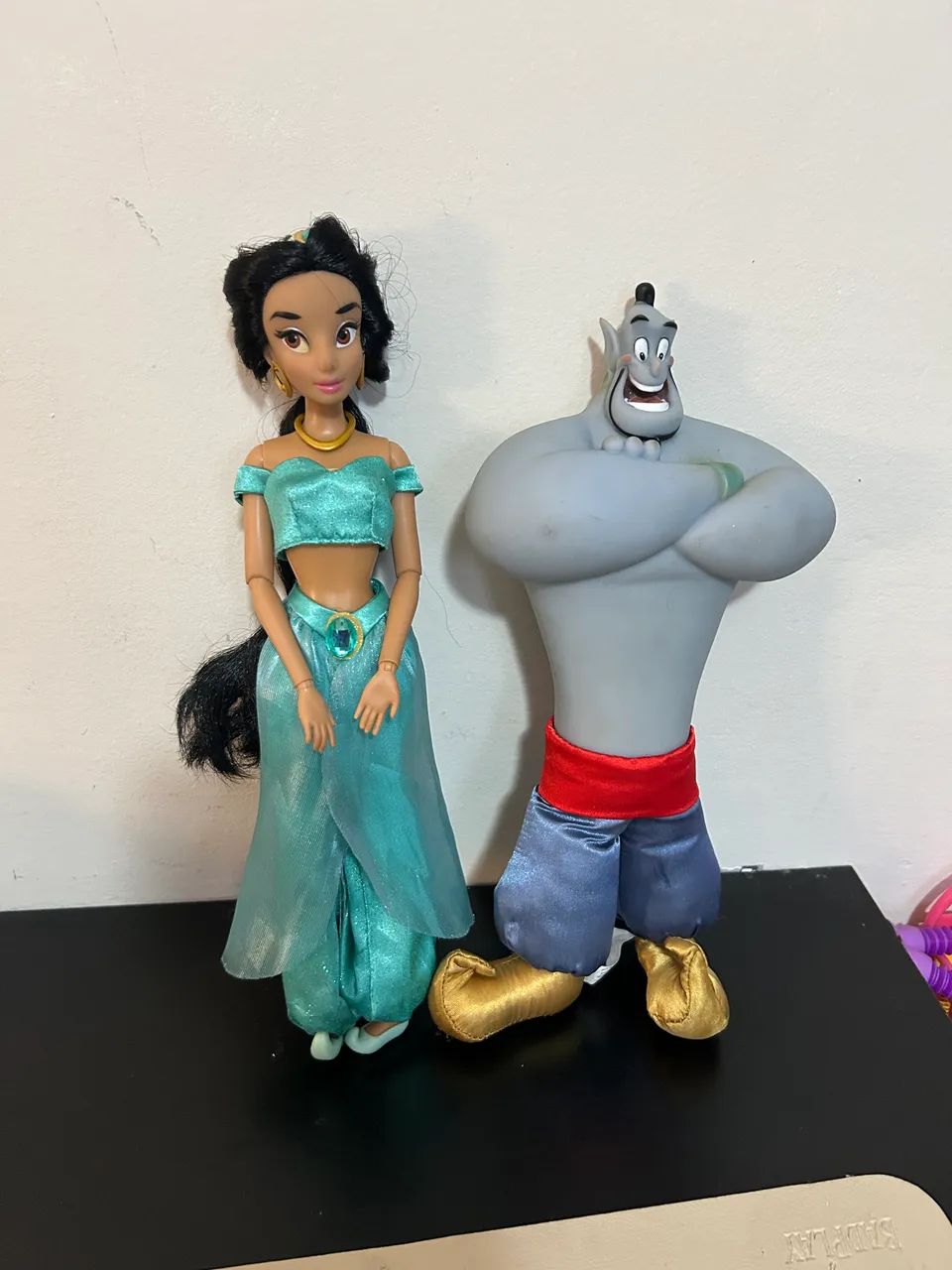 Lote Jasmine e Genio Disney Store 2012
