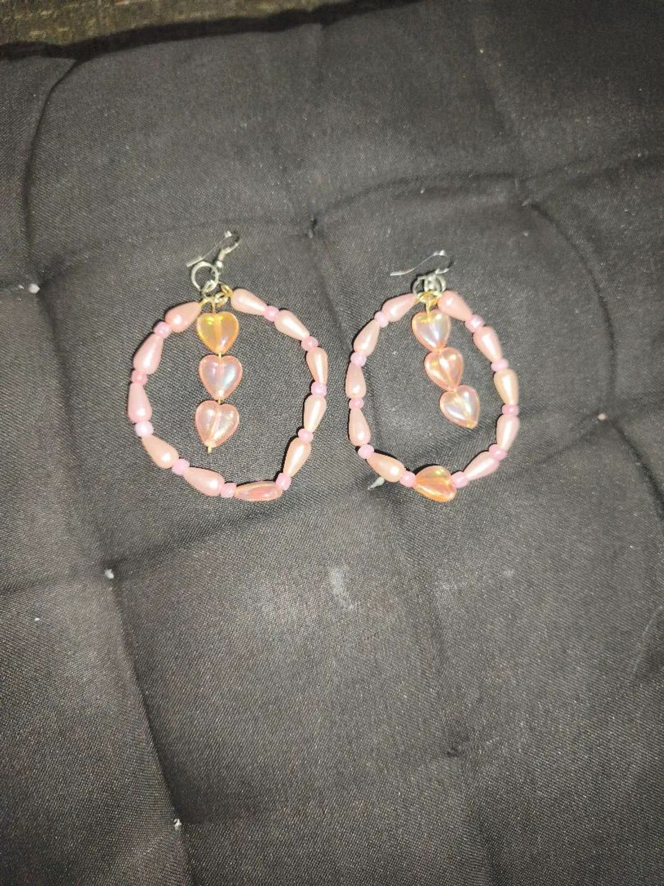 Kit cordão e brincos rosa de coração  - Foto 3