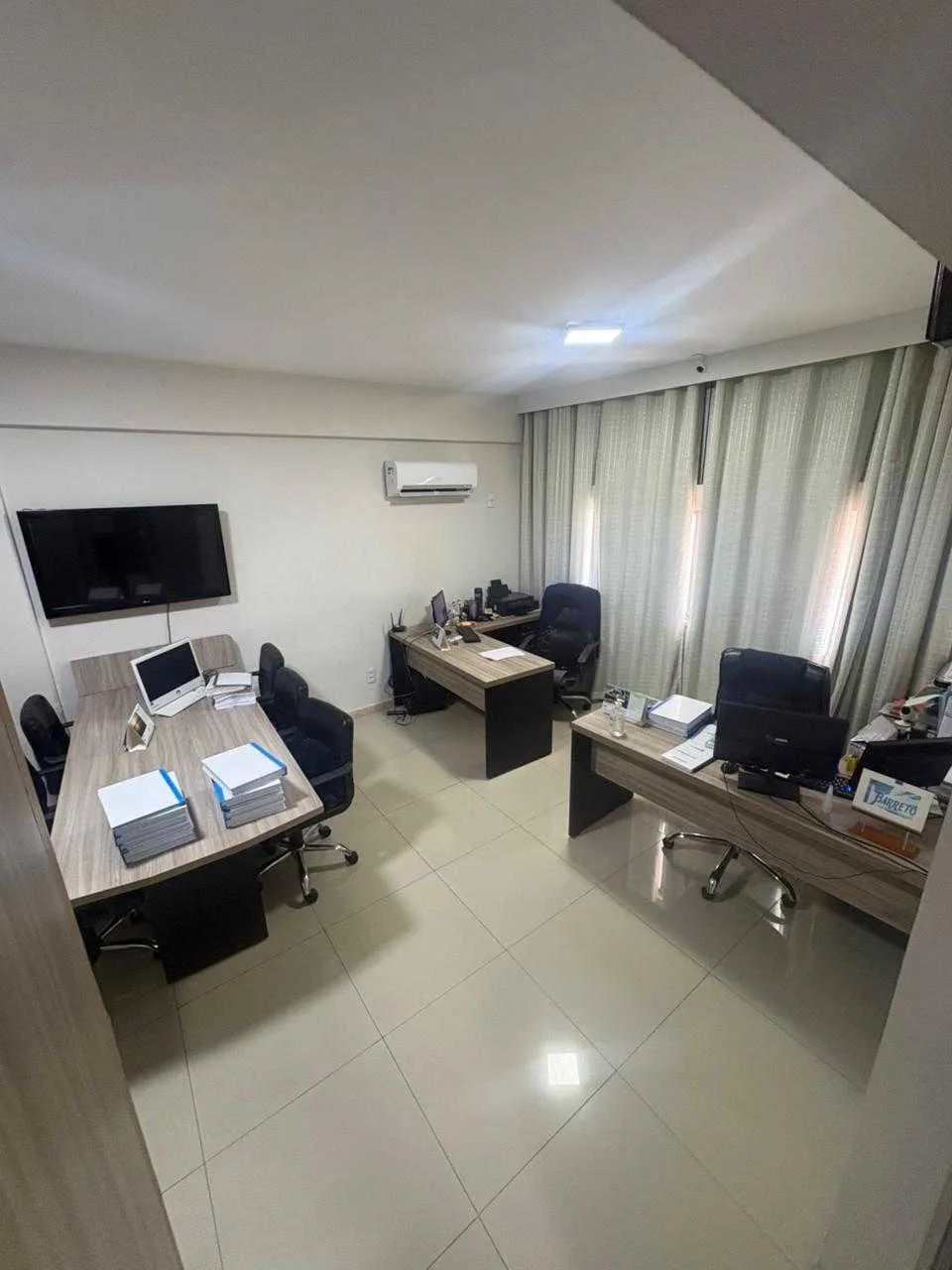 Sala no Edifício Oviedo Teixeira [3597] - Foto 4