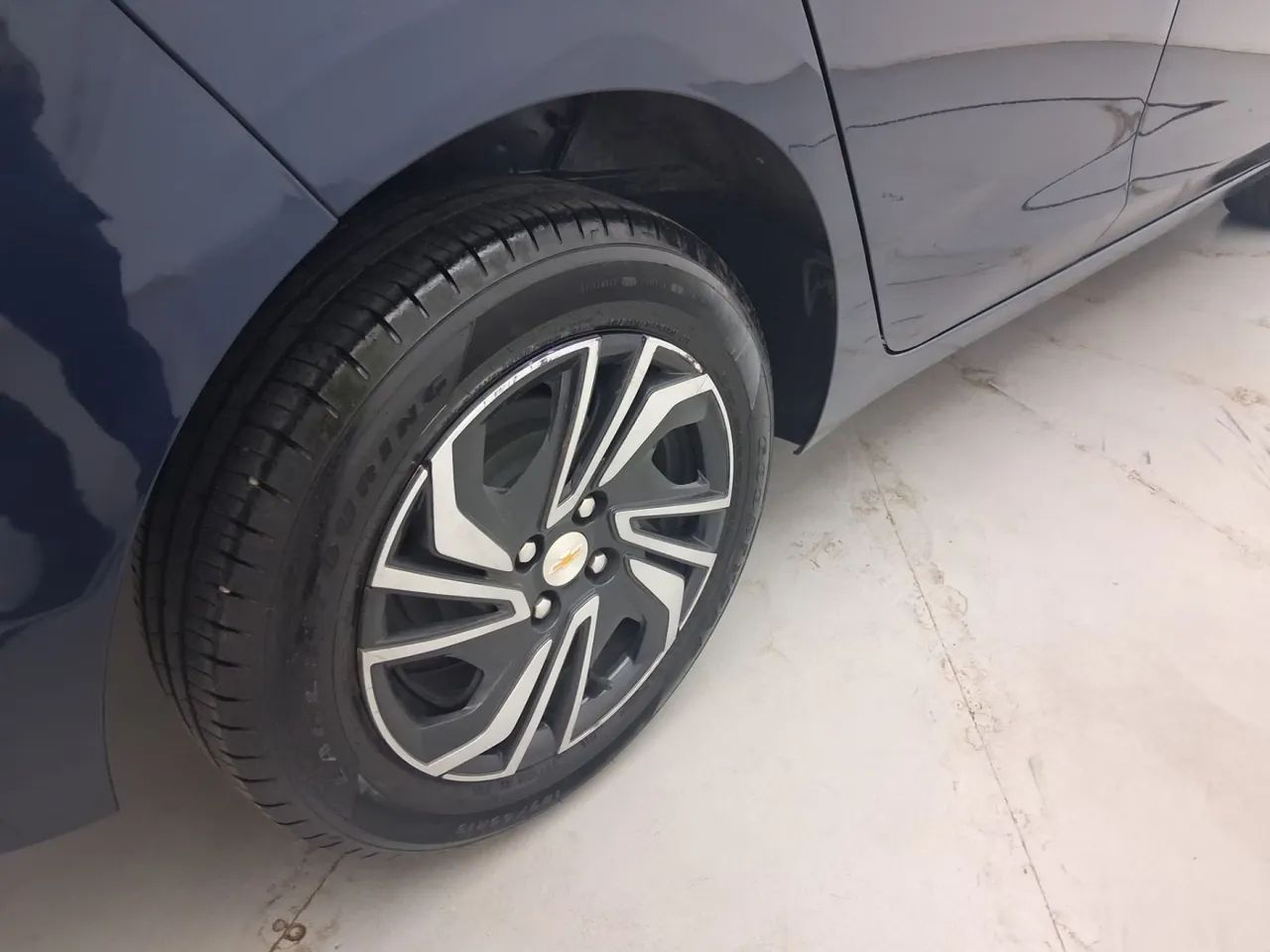 Chevrolet Onix Hatch 1.0 12V Flex Mec. 4P, foto 14 de 18