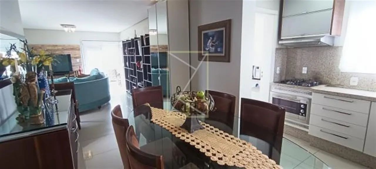 Finamente mobiliado e decorado com 3 dormitórios, sendo 1 suíte, sala