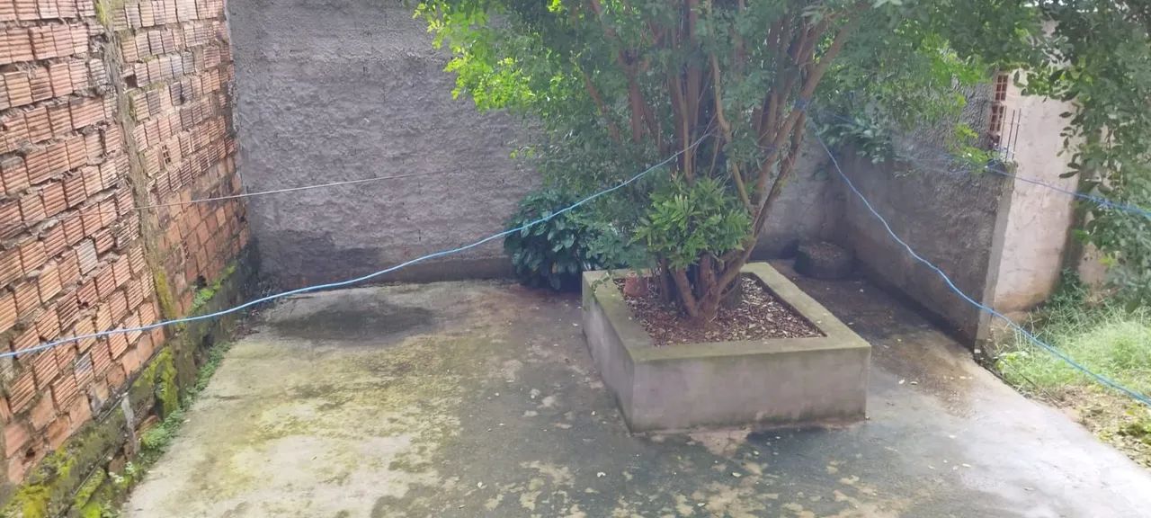 Casa com quintal  - Foto 2