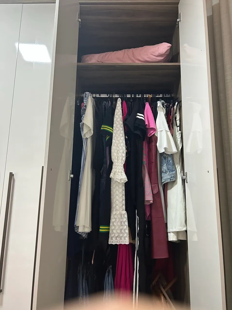 Vendo guarda-roupa  - Foto 2