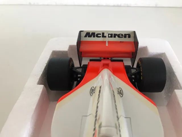 Ayrton Senna Racing Car Collection - McLaren MP4/8 1993 (1/18