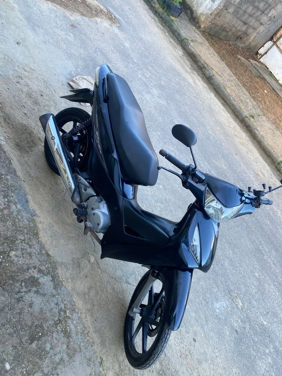 Biz 125 conservada