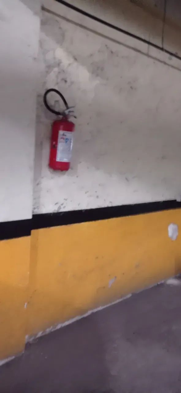 CNB 02 Taguatinga centro 2 quartos com garagem elevador troca - Foto 3
