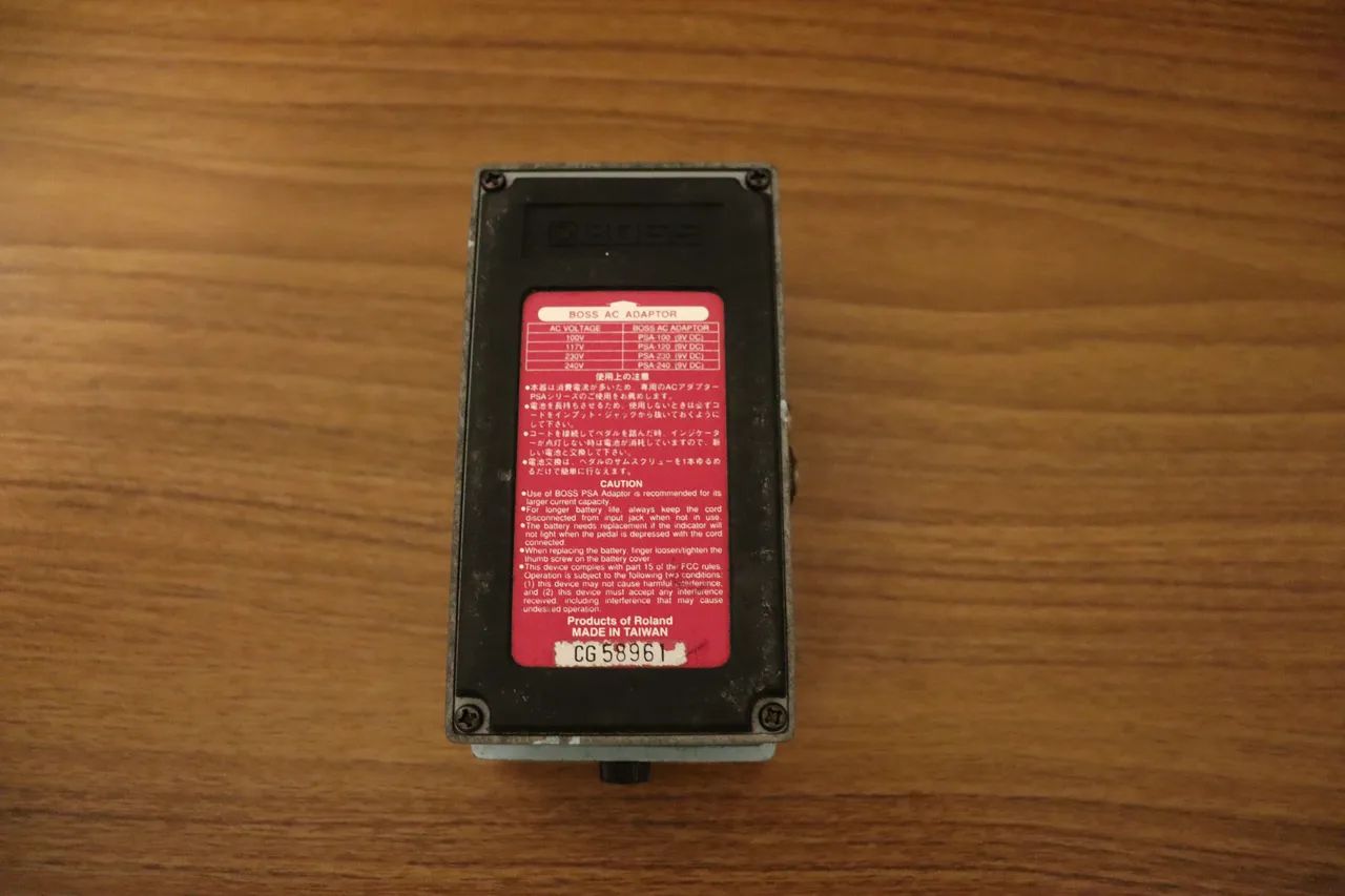 Pedal Boss Chorus Ensemble CE-5 (Pink Label / Anos 90
