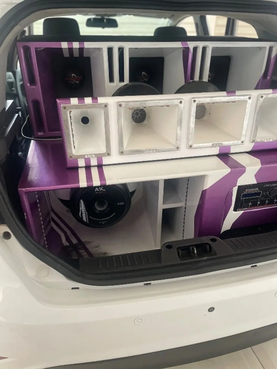 Som automotivo