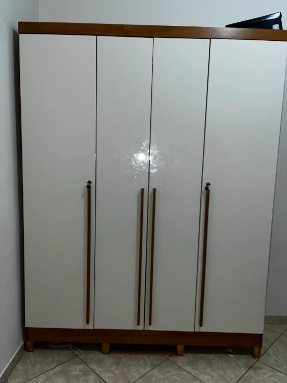 Guarda-roupa 4 portas  - Foto 3