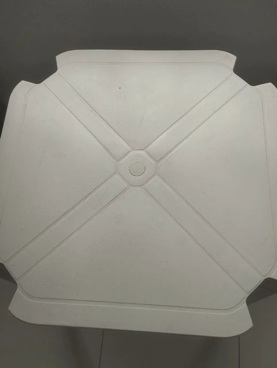 Última Unidade!! Mesa Plástica Branca 