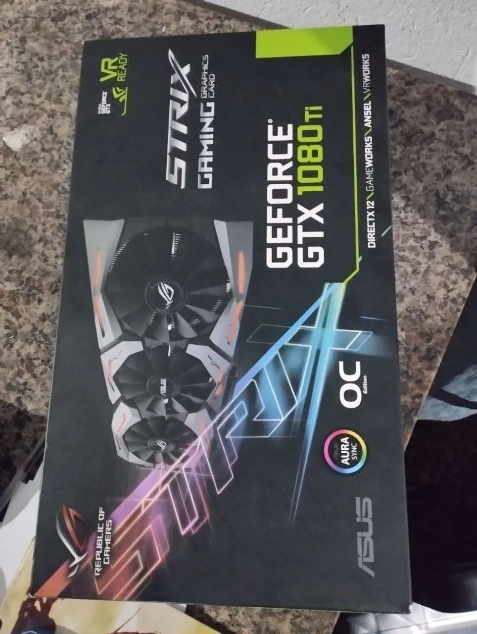 GTX 1080 Ti ASUS ROG Strix 11GB - Foto 2
