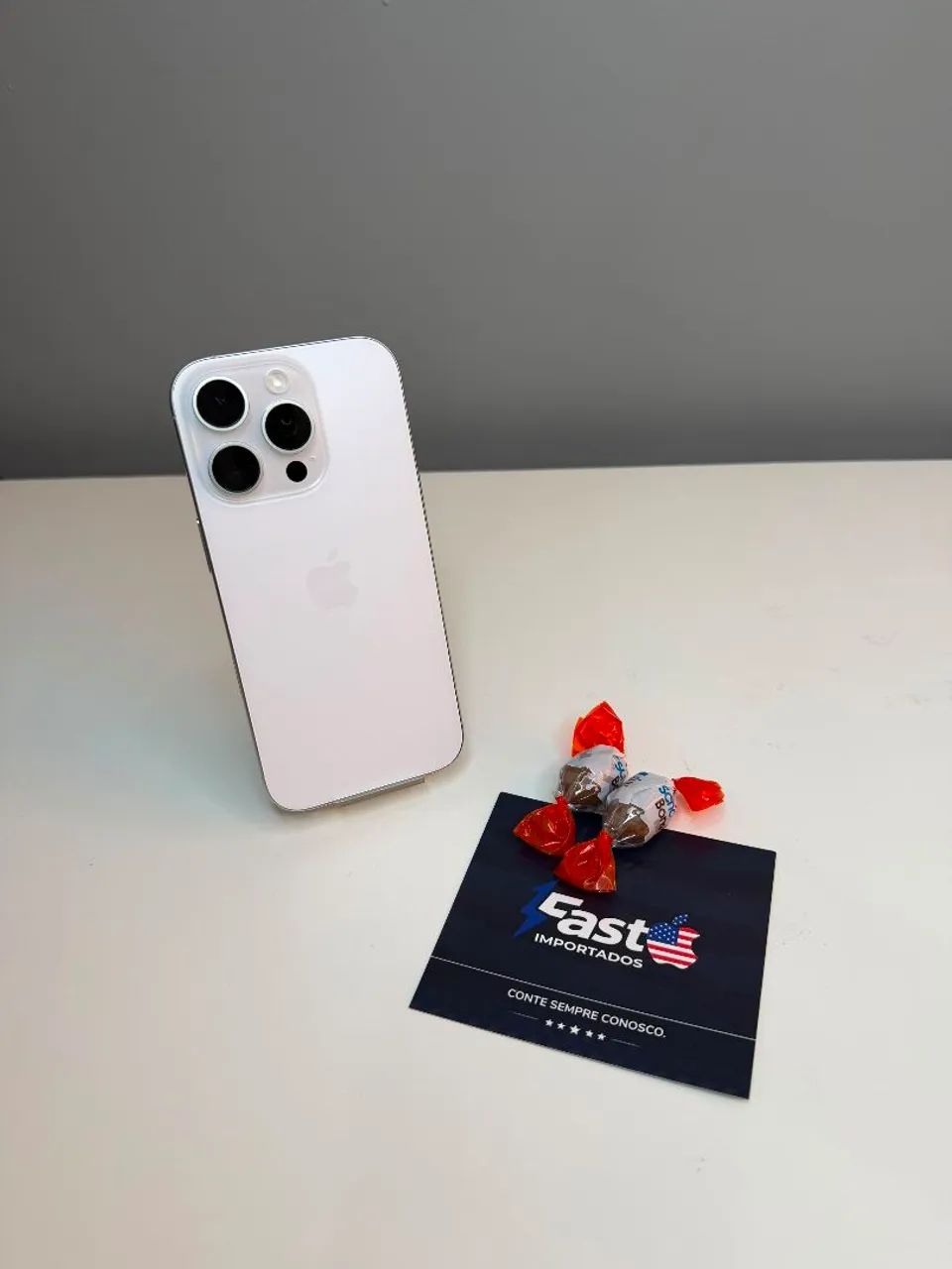 iPhone 16 Pro 256Gb Branco  