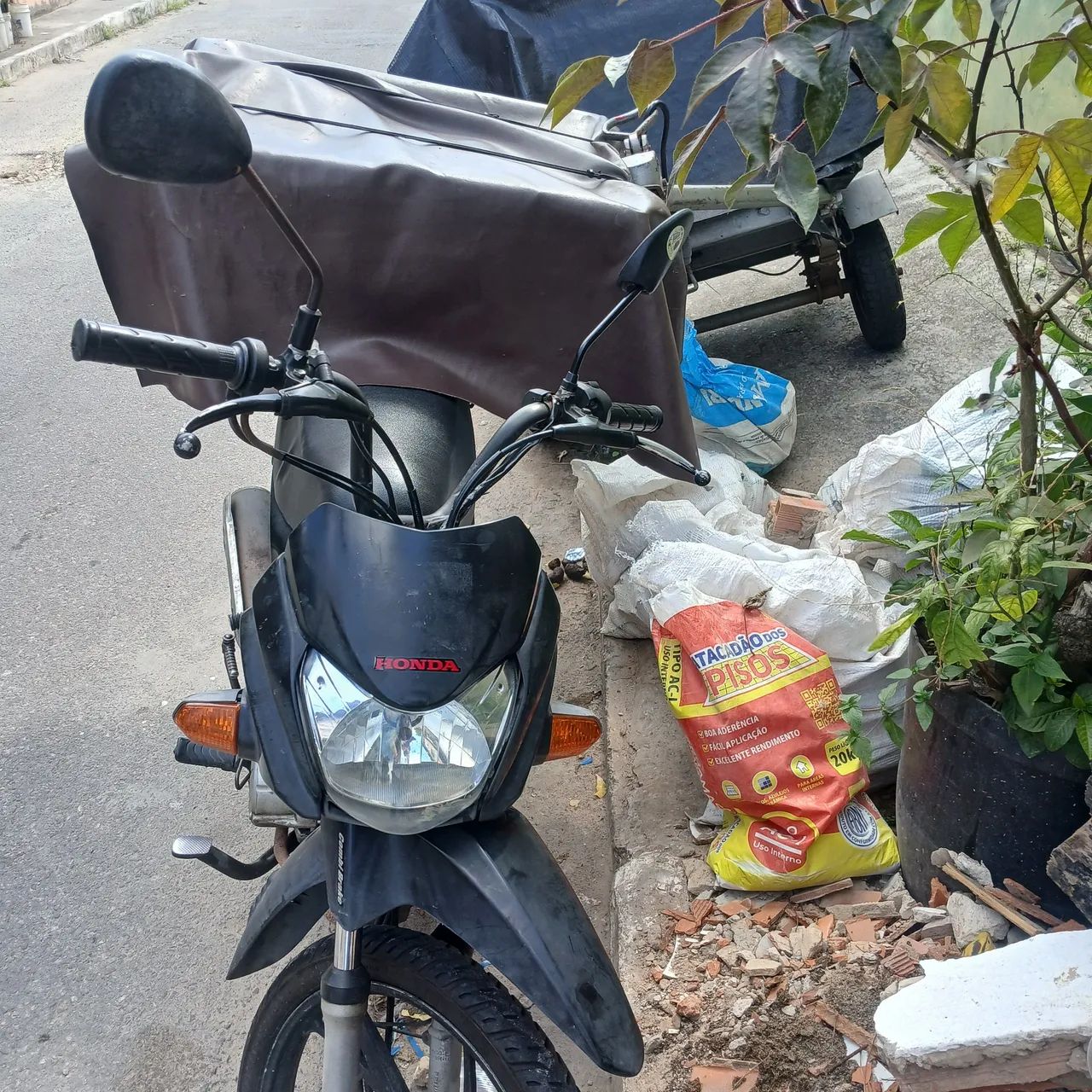 MOTO COM REBOQUE  - Foto 2