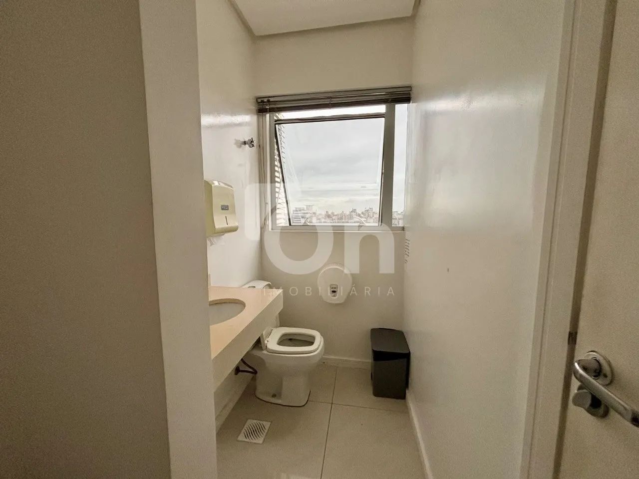 Sala Comercial à venda no Centro - Foto 5