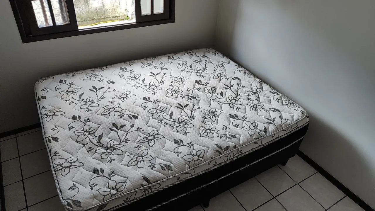 CAMA QUEEN SIZE  - Foto 2