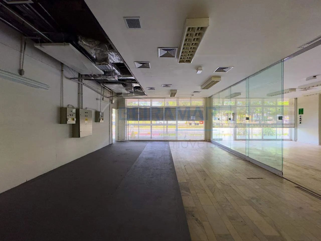 Loja Comercial para Locação Edifício Imperador SEPN 513 - Asa Norte