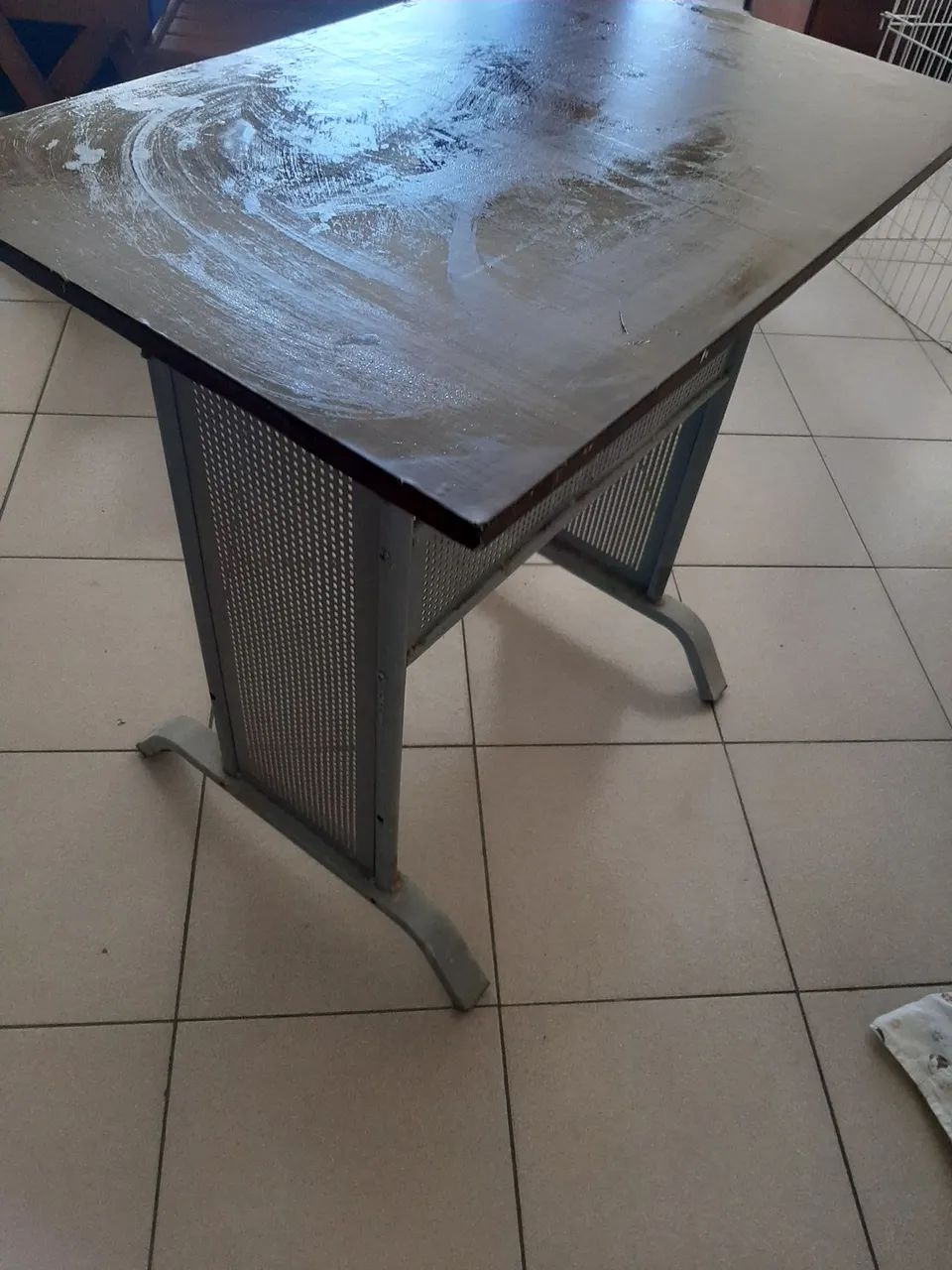 Mesa de escritório - Foto 2