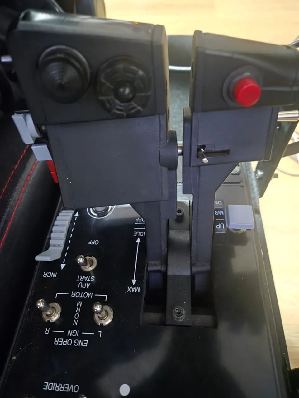 Thrustmaster Warthog Dual Throttle - Usado - Foto 2