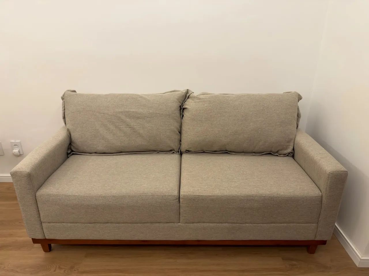Sofá fixo excelente oportunidade - Foto 4