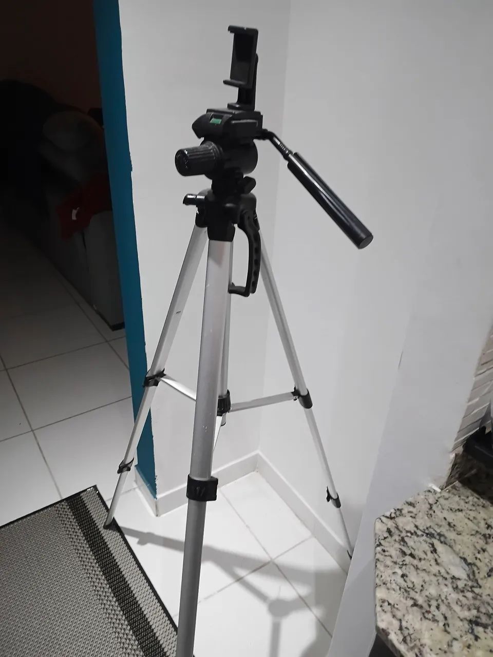 Aluminum Tripod65153838418179120