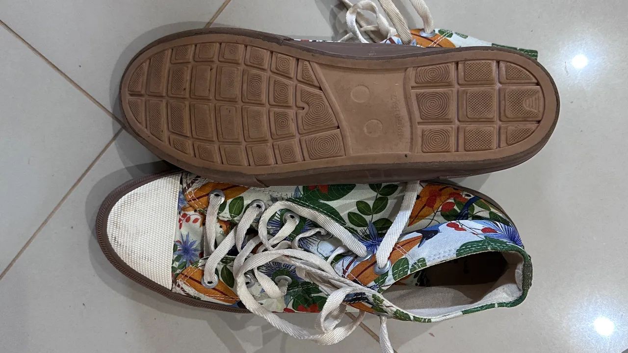 Tênis Estampado Cano Alto - Foto 3