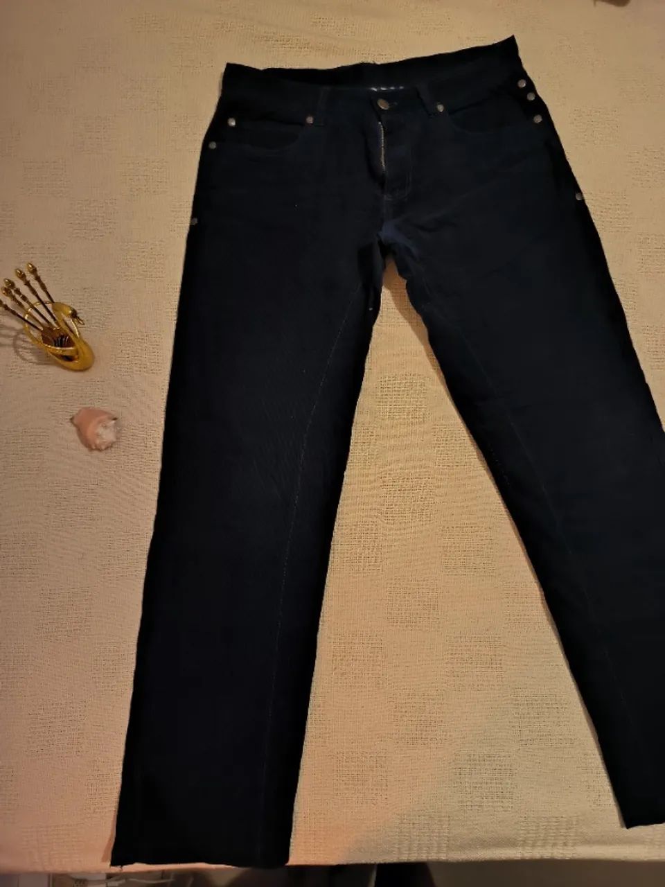 calça de veludo cotelê azul marinho 34 - Foto 2