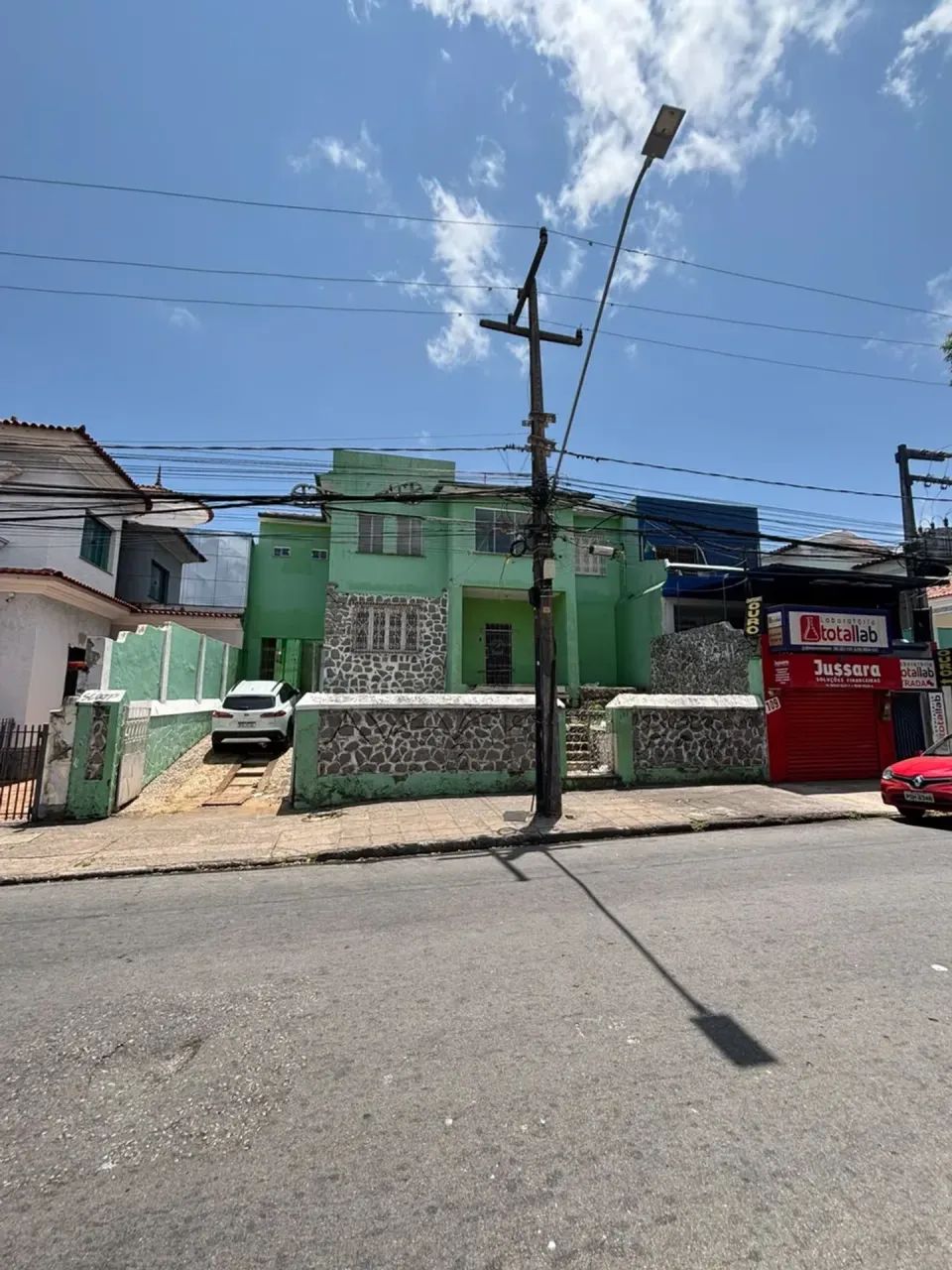 DAU23: CASA PRAÇA DEODORO/ CENTRO