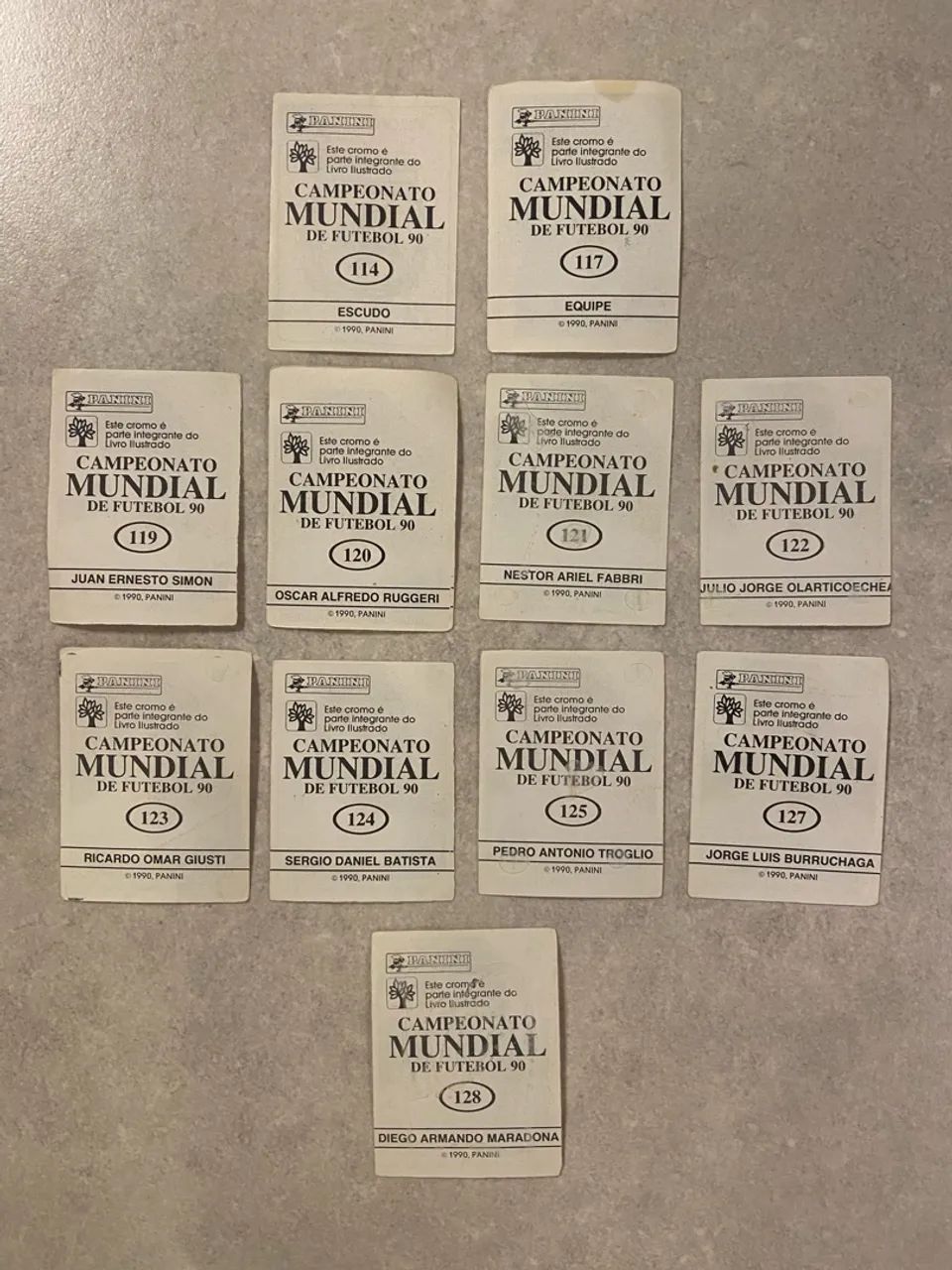 Lote de figurinhas da Copa de 90 da Argentina + Maradona - Foto 2