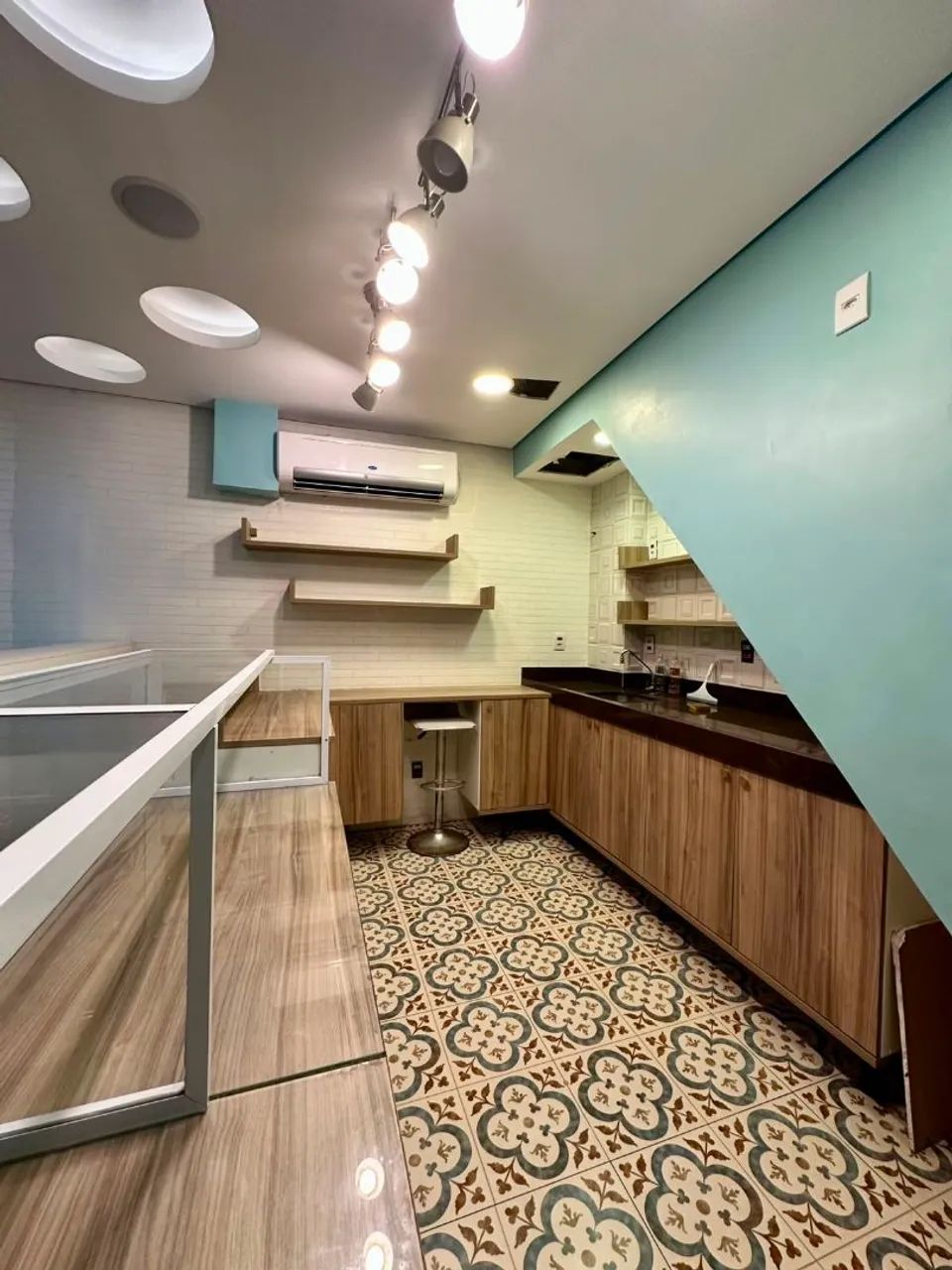  Vendo loja comercial no Edifício Tropical Plaza Shopping Macaé  - Foto 3