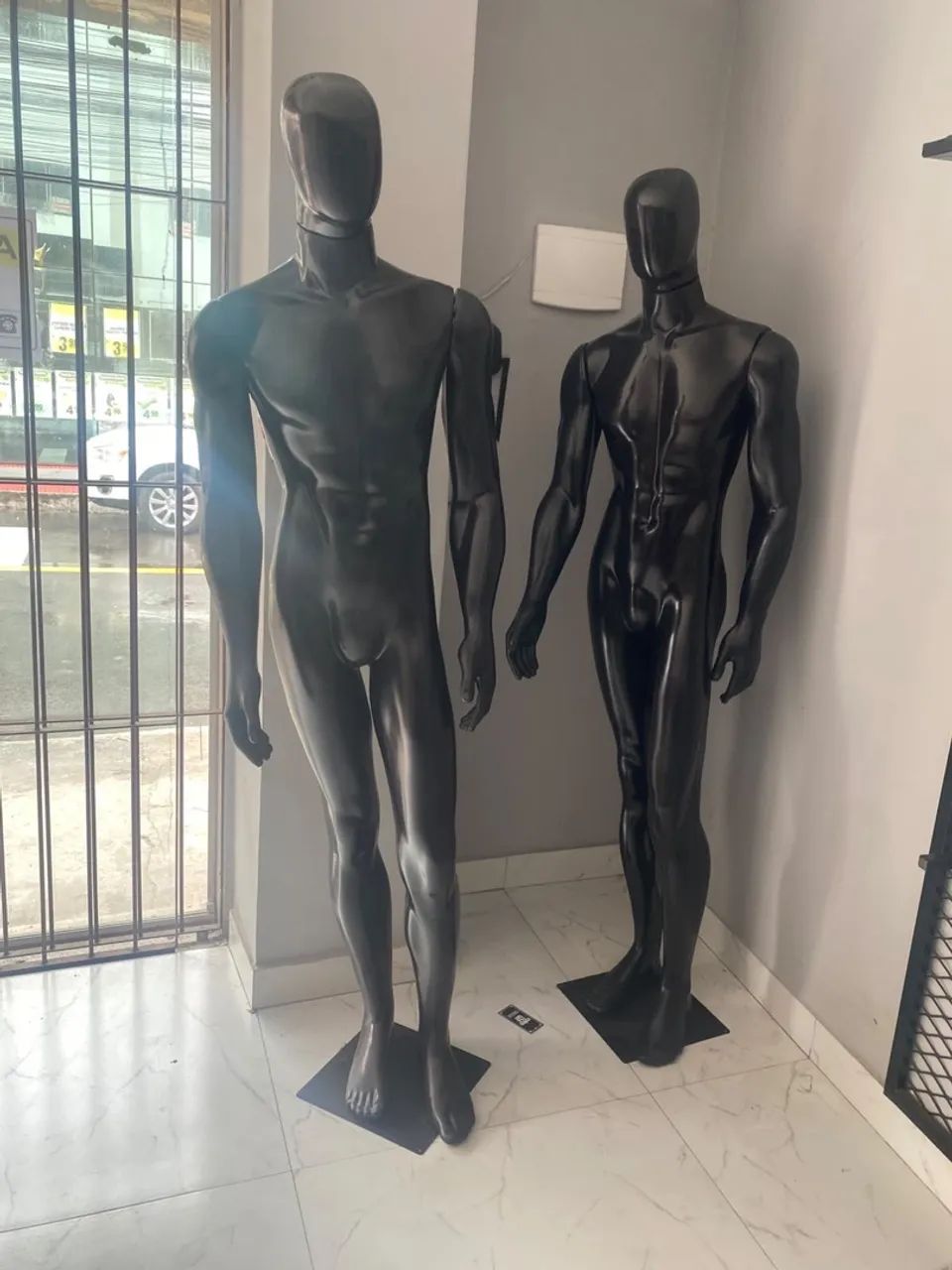 Maniquim  - Foto 2