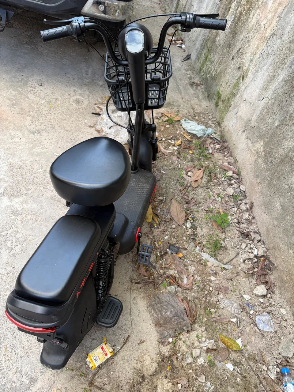 Moto elétrica nova 1 mês de uso - Foto 2