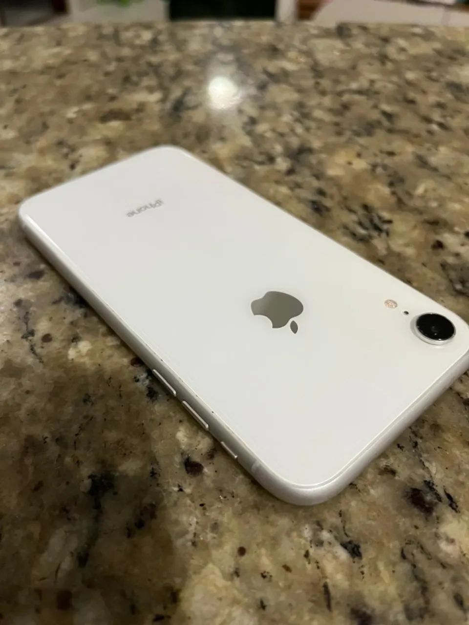 IPHONE XR 64GB COM TELA QUEBRADA!! - Foto 3