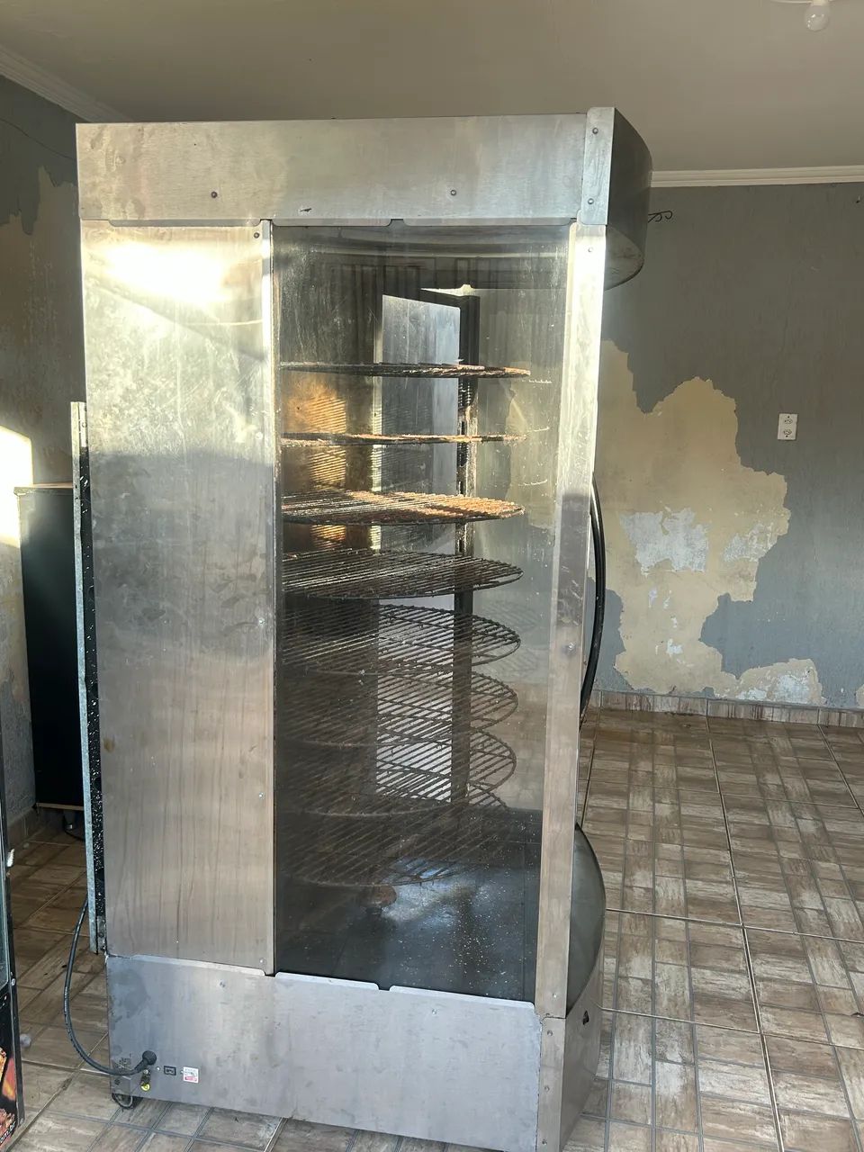 Vende-se máquina rotativa para assados  - Foto 2