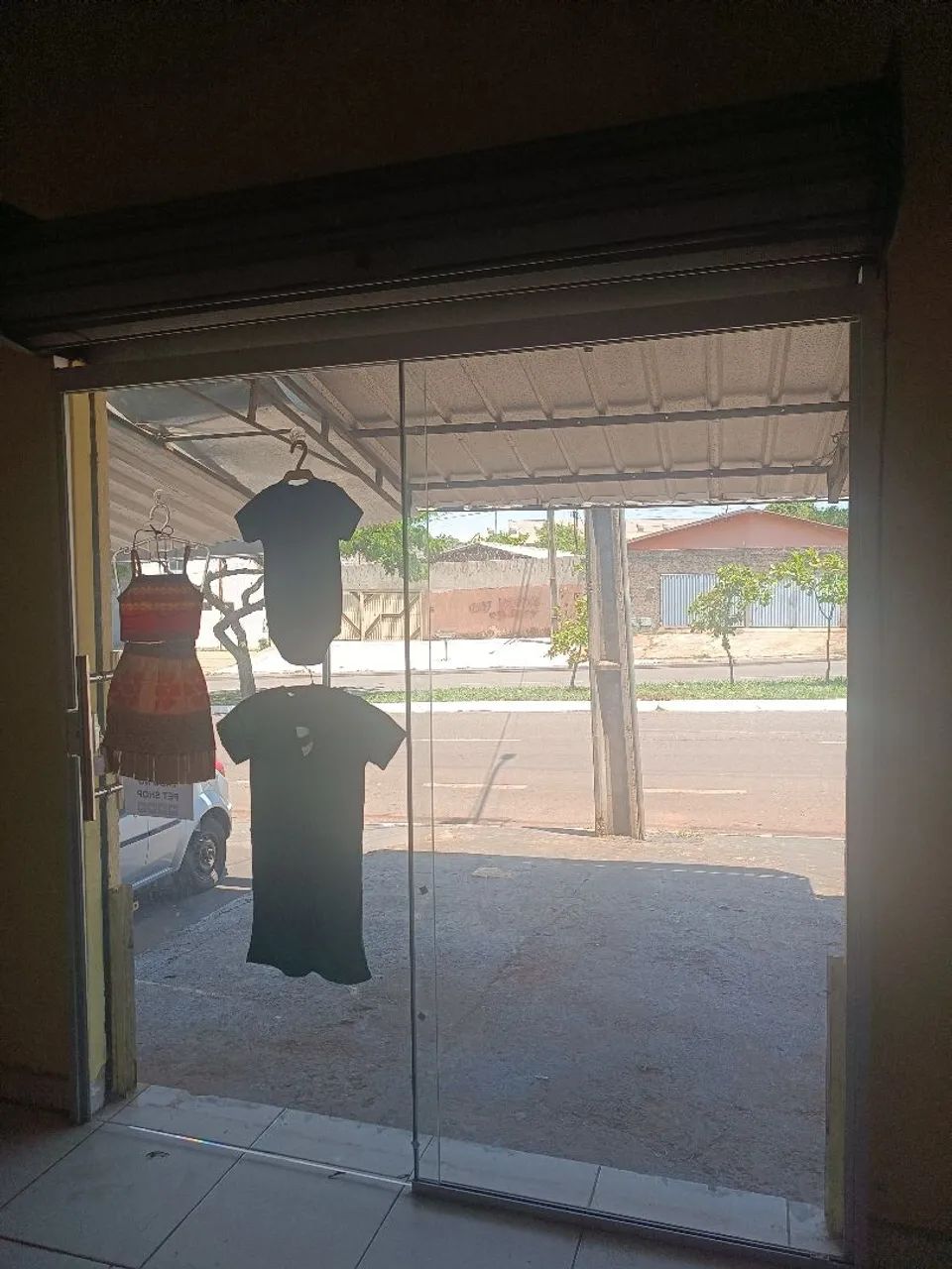 Porta de vidro de correr para sala comercial  - Foto 2