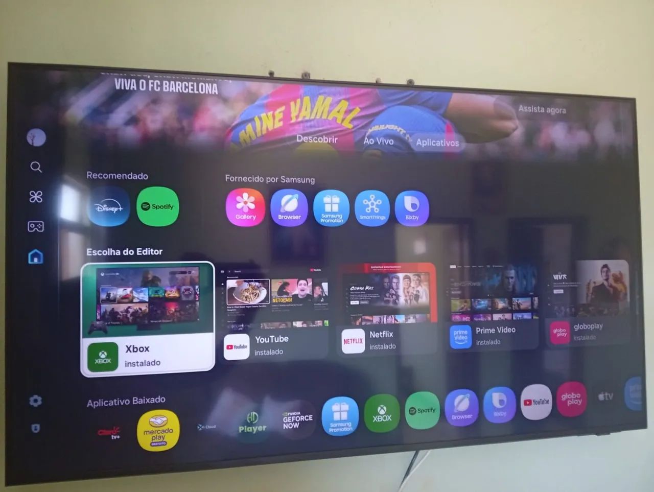 Vento uma tv Samsung 50 polegadas 3 em 1 4 k com um ano de uso tem nota fiscal
