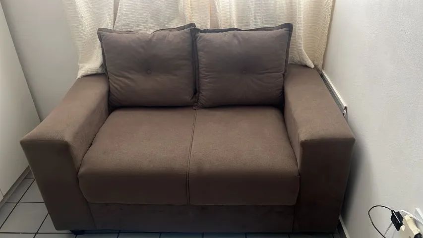 Sofá dois lugares 