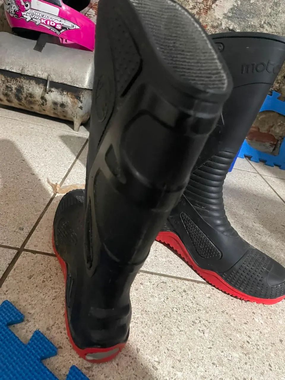 Bota impermeável motoboy - Foto 3