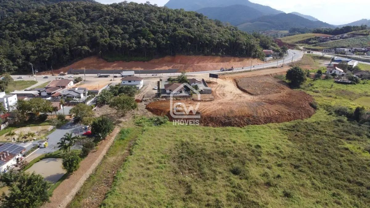Terreno Industrial com Área Total de 5.525m² em Guaramirim, SC