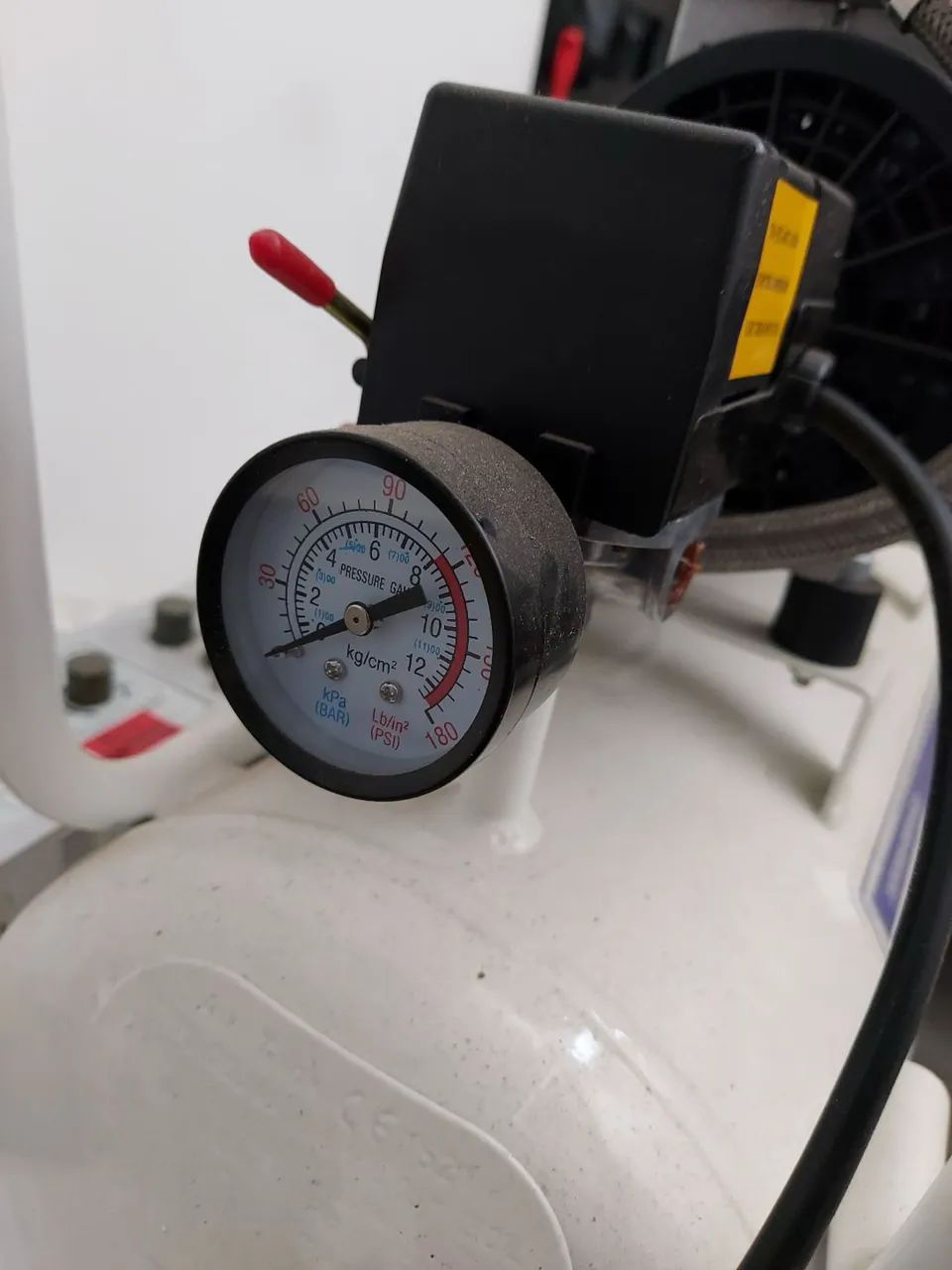 Compressor de ar odontológico isento de óleo  - Foto 2
