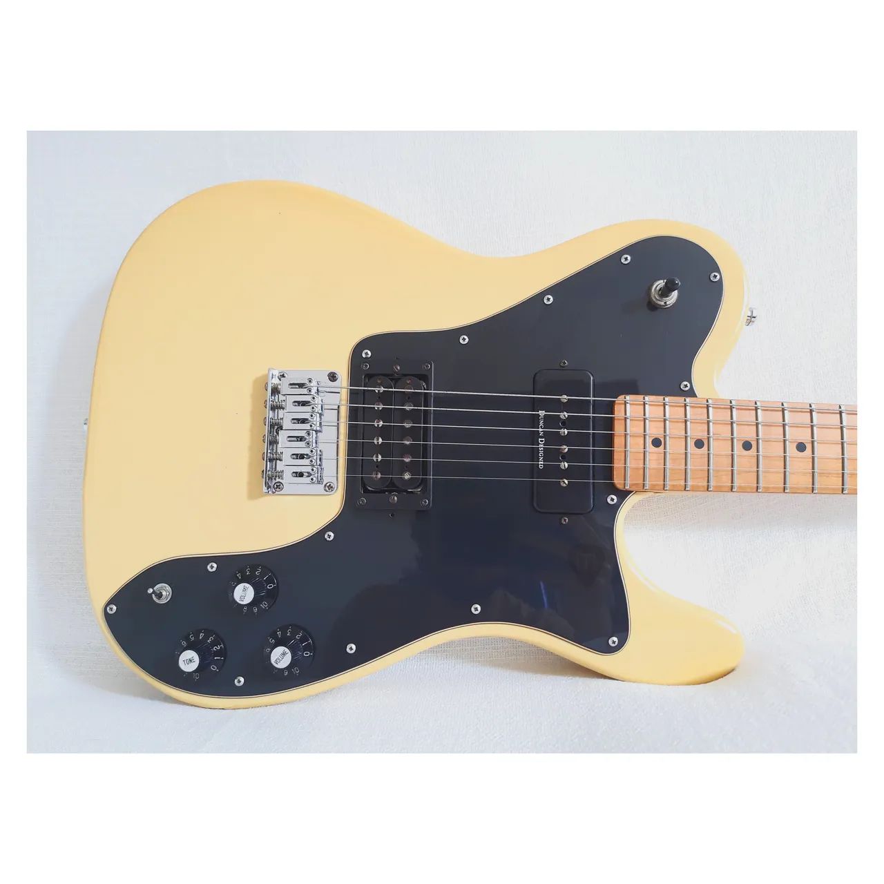 Guitarra Fender Squier Telecaster Custom P90/Humbucker