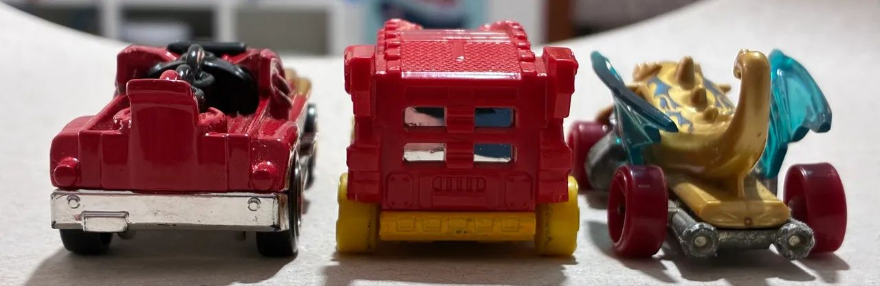 Trio Hot Wheels Fantasia  - Foto 4